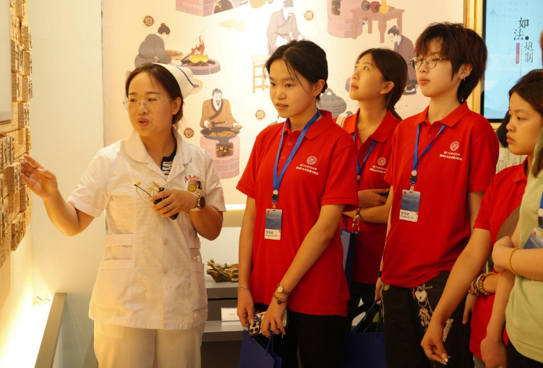 ������կ���ڶ��գ����z̽�L������ˇ����»��������|���Ļ����еĜض�