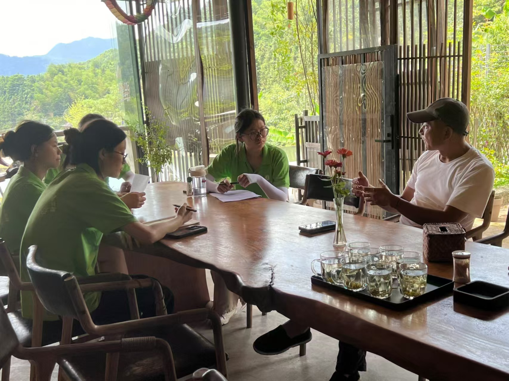 �OӋ�I������·�����^�`�����d��