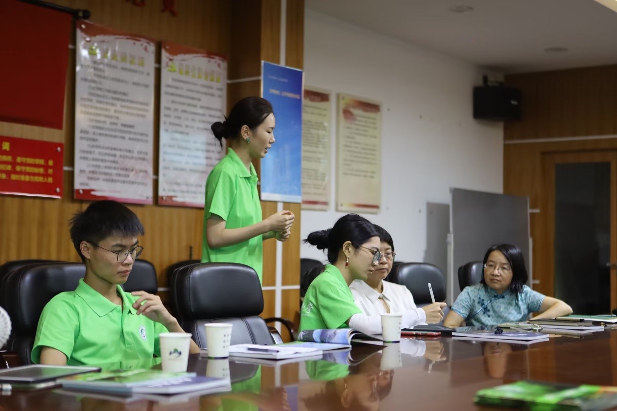 �����r�ִ�W������ɽ���ҹ��@�{�п��Ռ��`����M�p�zʥ������ɽ�������ǻ����t������ȼ������֮����