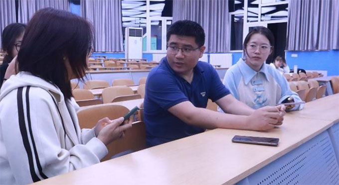 ɽ�|��W�W������Ӣ������ɹ��e�k��Ӣ�W������Ӌ��ϵ���v��