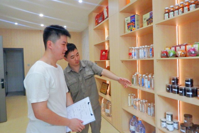 ����Ժ�_�ˌW�縰����h������`�F��������ʳƷ���޹�˾�_չ�{��