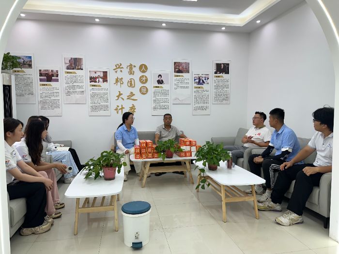 �t�E�����ģ��ഺ��ʹ��|�������A�彛�܌W�������l������`