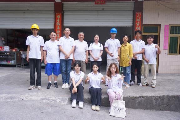 ���Ǆ��d�l�� �����ഺ��С����c���|�ġ������l��֮�s