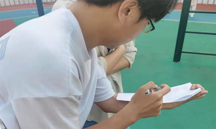 �����t(y��)�f�t(y��)��������������^(q��)