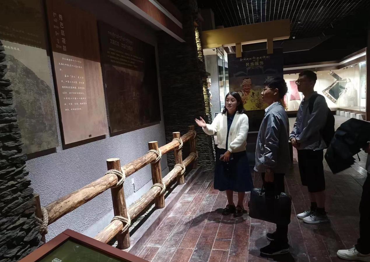 ���M(j��n)��Ȼ�����^���������c��Ȼ���C����