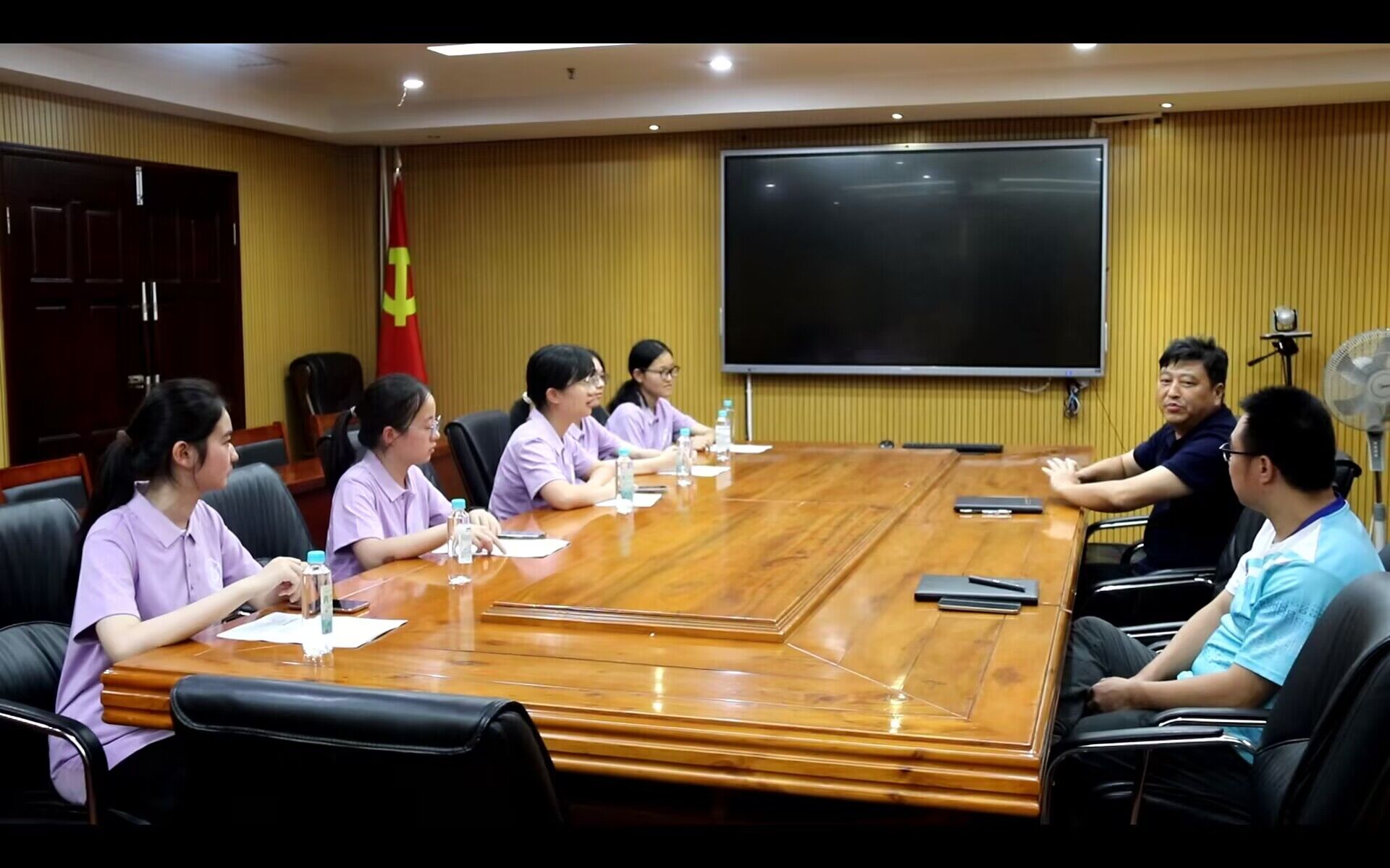 ���G�����}������ɭ���{(di��o)�ЈF(tu��n)̽���Ƽ��x���֘I(y��)�֮a(ch��n)֮��