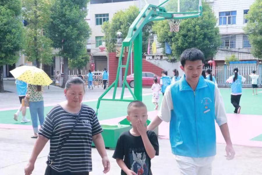 �ѻ��W(xu��)Ժ�����ƌW(xu��)�W(xu��)Ժ���ٔ�(sh��)�����A(y��)�ƽ̌W(xu��)���� ��΢�ۡ�����������ͬ��