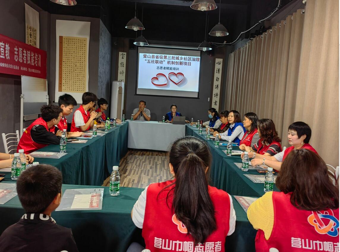 �����֮�⣬־Ը���֡��ҡ����vꠣ��c�펽ͬ�У����������A