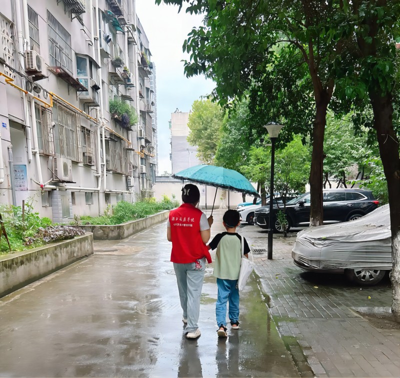 ͯ�ąf(xi��)�����(hu��)��(sh��)�`�(du��)���߲ʼ��ڣ��������롣