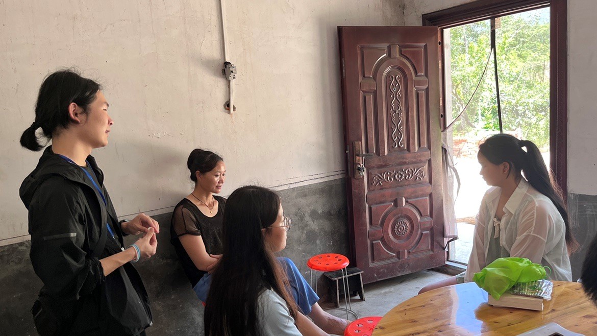 �����������Lؚ����ͯ������������ϣ���c��