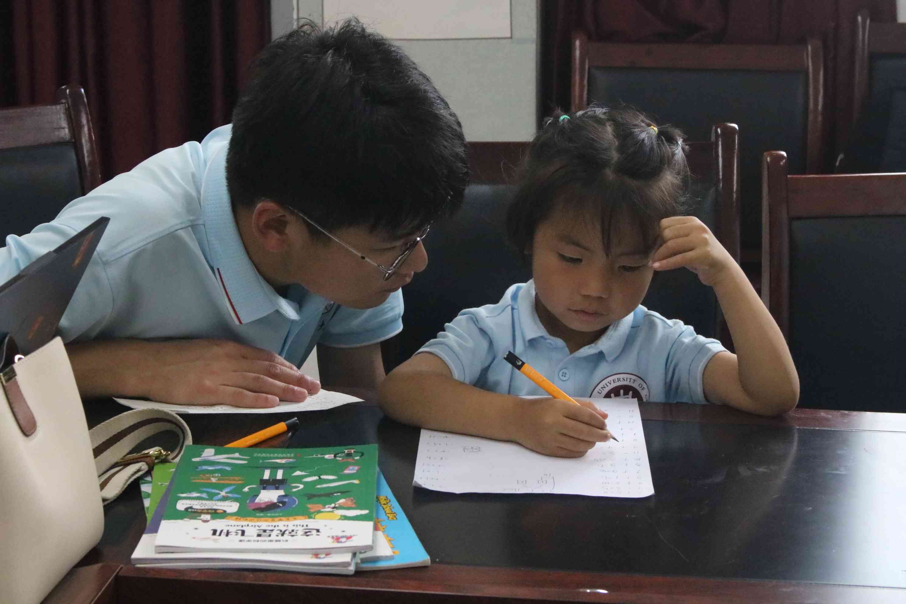 �б��������������oͯ���L�����`�F|�۽�ͯ�ģ�����δ��