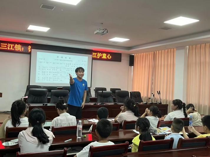 ΢��������ǰ�У���ϵ�����oͯ��