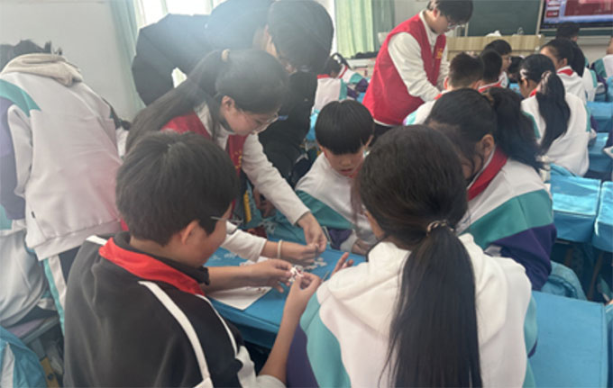 �|�����̼��g(sh��)��W(xu��)���W(xu��)�c���̌W(xu��)Ժ�_չ���ɾ����M(j��n)У�@���}���v���