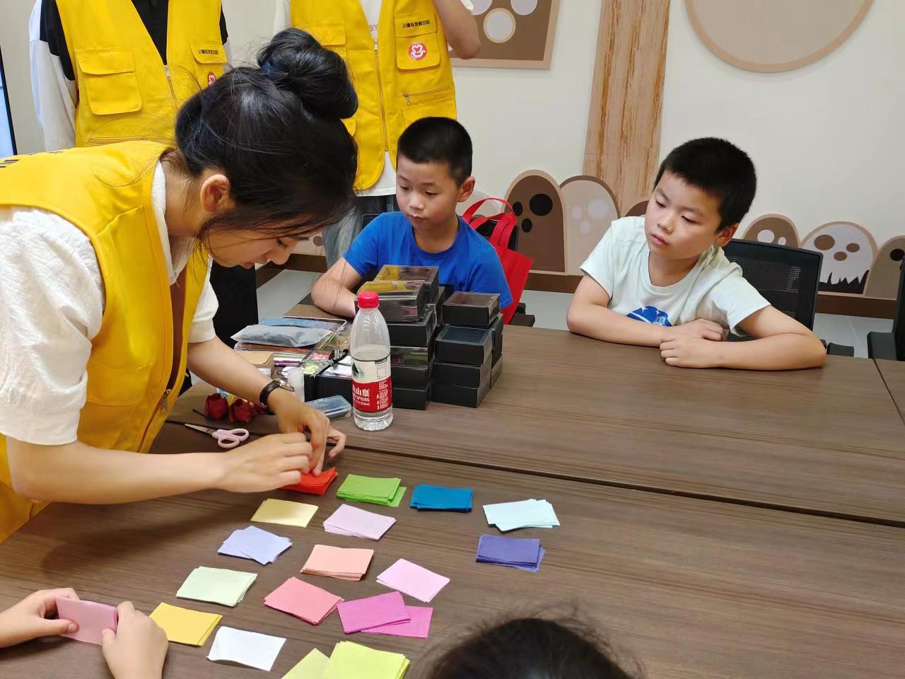 �Ї�Ӌ����W����������`�Fꠣ����oͯ�� �������