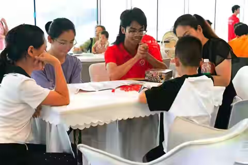 �yͬ�����ְ��֣������ƻ����B��