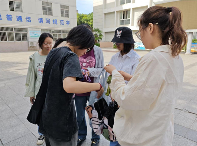 �������t(y��)ˎ��W������н�𣬷��z������������`����M��������