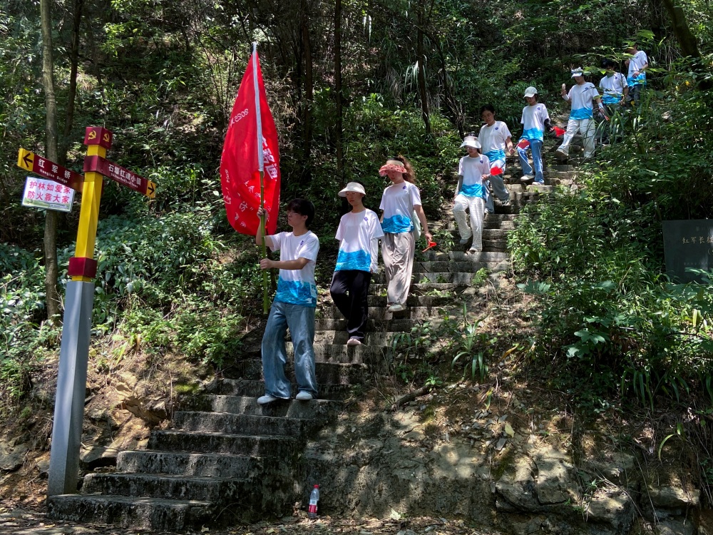 ���ߔ�����tɫ��ʹ���߸����L��·