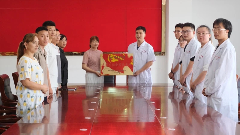 �����F����ľ��W�t�WԺί�T���c�����F��Fɳ���ί�T��  �e��������`���ؽ��O��܅f�h��Ӄxʽ