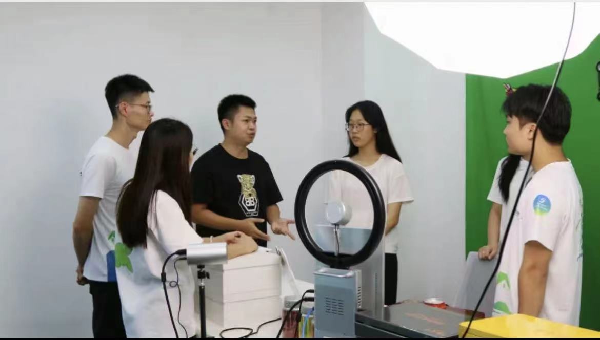 �����ط���Ƭ �����l(xi��ng)�����d�����V�|�Ƽ��WԺ�������l(xi��ng)����(sh��)���x�ܮa(ch��n)�I(y��)ͻ���ֱ��ƪ