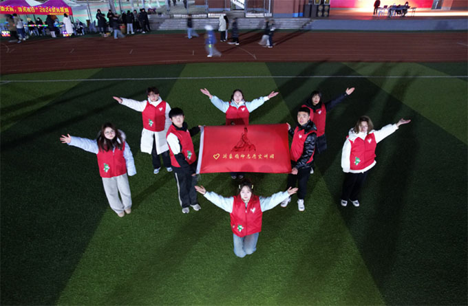 ���B�Ƽ��WԺ ������֮�С� ������`�F���������ɾ����c���tɫ֮��