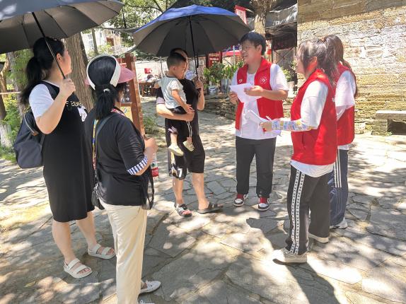 ���ഺ֮����������֮��ح������+�{�С�����Ϥ�����ռ��F��