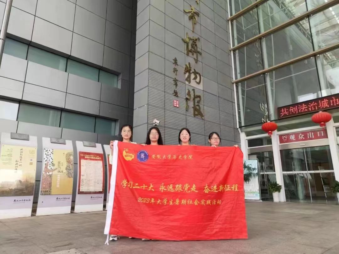 ����W������������`�����MѦ���ݣ�����Gˮ��ɽ