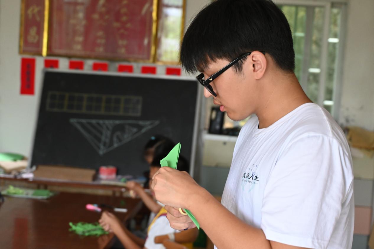 ���֧�����W�������{ɫ���� ����������؃�ͯ���@7��13�ս̌W��Ӽo��