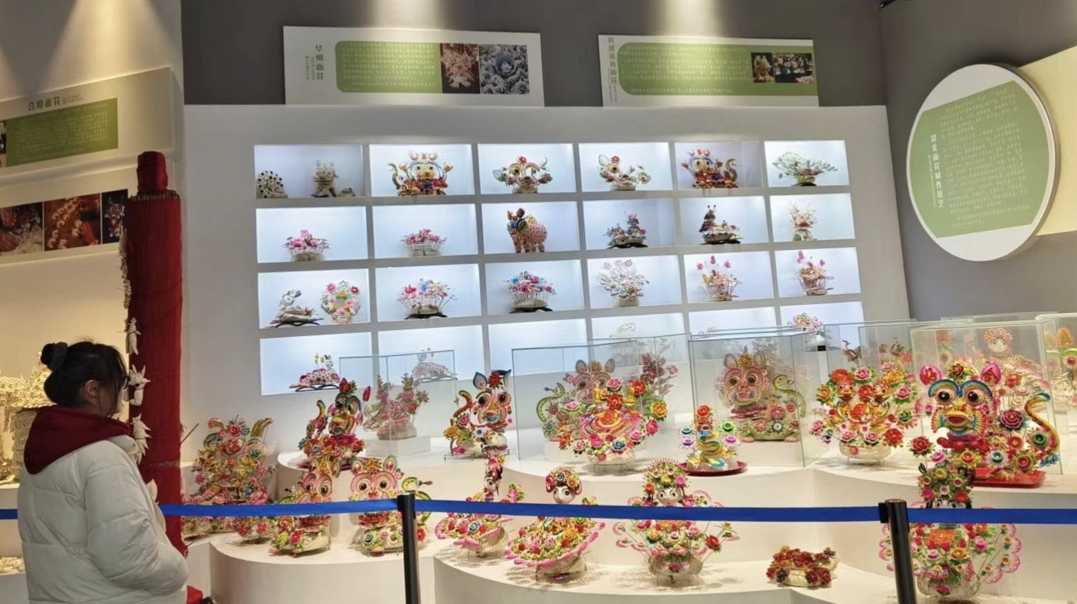 ���˽������z���z