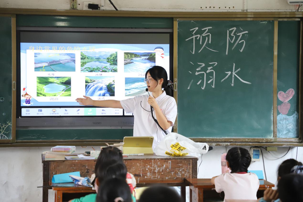 �ഺ�����o������������ȫ�V��ƪ