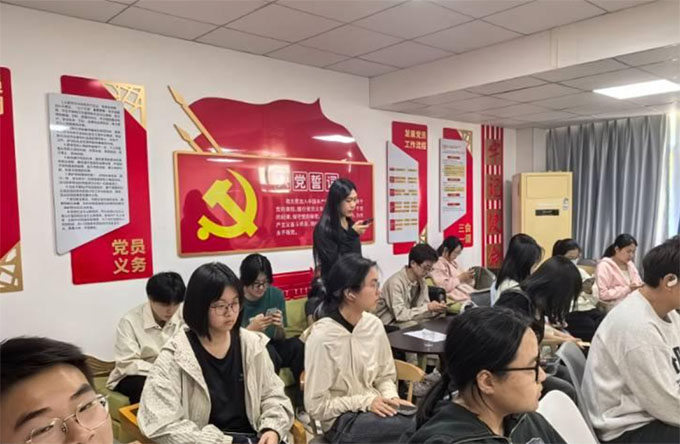 �ӿƄ��t���|��չ��4����ί�����ɹ����_