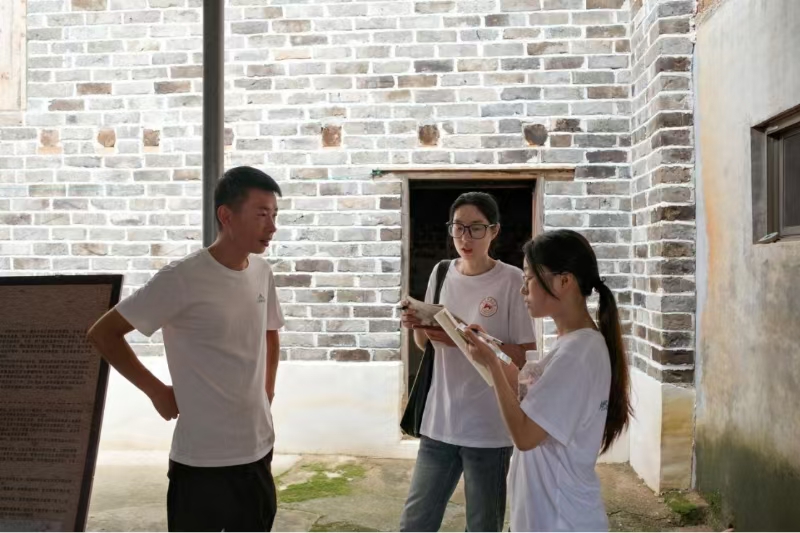 ���ώ�����W���_�WԺ�̎�����ϵ�����l����������`�F�_չ�tɫ�ʾ��{�л��