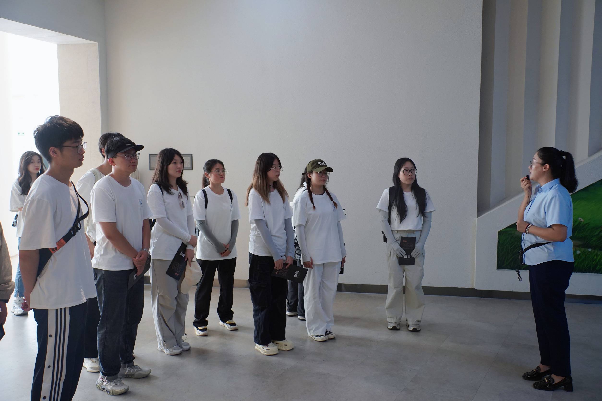 �����}���� ������֪���L����W���ഺ�������������顱����������`�̽�L������˹���~�������^