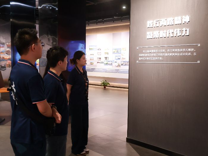 �L����W���V���ό����ڮa�̡��Z�t�ġ���ͨ;�����ڌ��`꠾�����Դ�Z���Č��`�����ͨ;