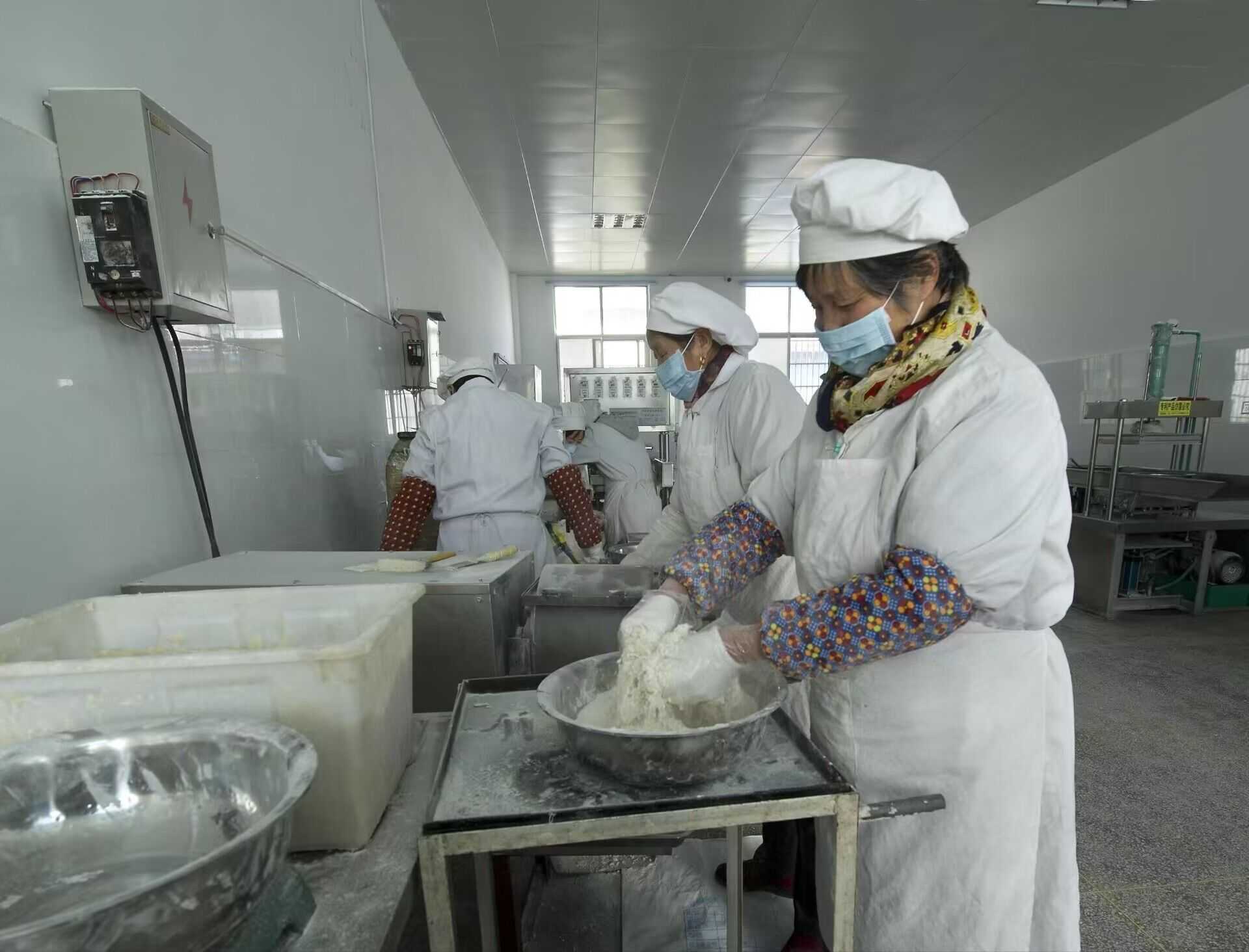 �ь�ؕ�⣺���y�c���ĵ������ں�