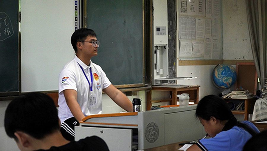 ����ѿ�����`꠆T���Ϻ��ЌW���c��ĩ�O�� �w��l�����������