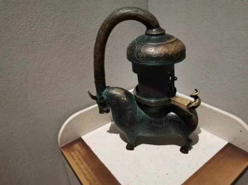 ���K������W���ČWԺ������`С�M���^�Ͼ�����Ժ�Mһ���W���vʷ�Ļ�