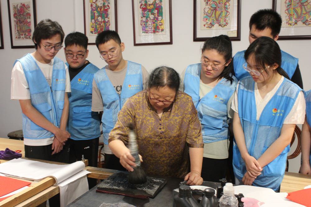 �ĳǴ�W���W�����WԺ�e�k������퍣��ĳ��С�ľ���ꮋ���л��