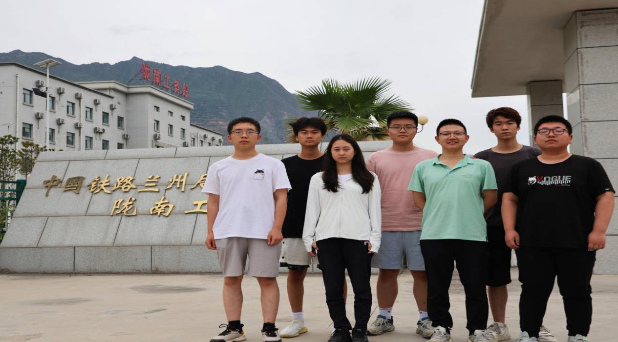 �m�ݽ�ͨ��W��ľ���̌WԺ���F·ӛ����н������������������`�F�o��