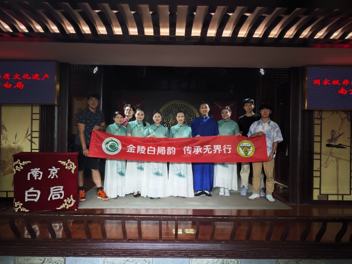 �ڸ����ʾӣ� һ��600�q���Ͼ���Ó���㡱