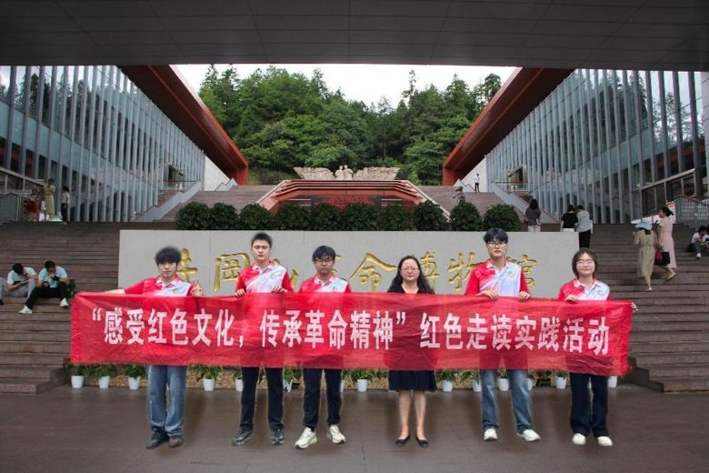 ����ˮ�������W���`�F������ɽ���������^��̽���tɫ���E�����򾮌�����