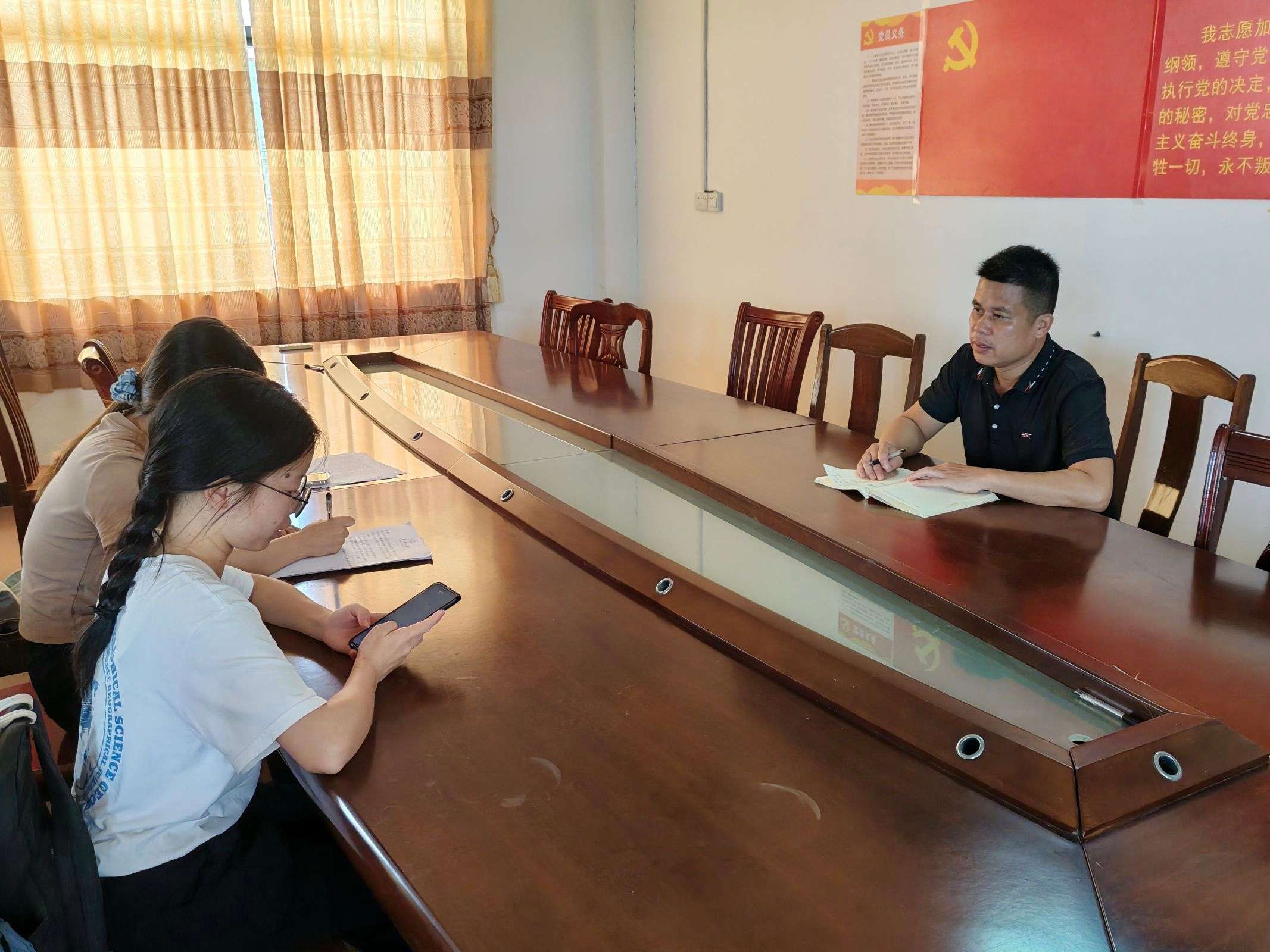 �ഺ���`�߻��ӣ��l(xi��ng)�����dƽ���