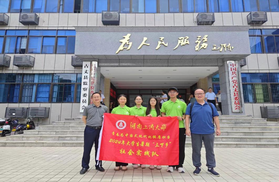 ���LՄ�������T����������F�Y