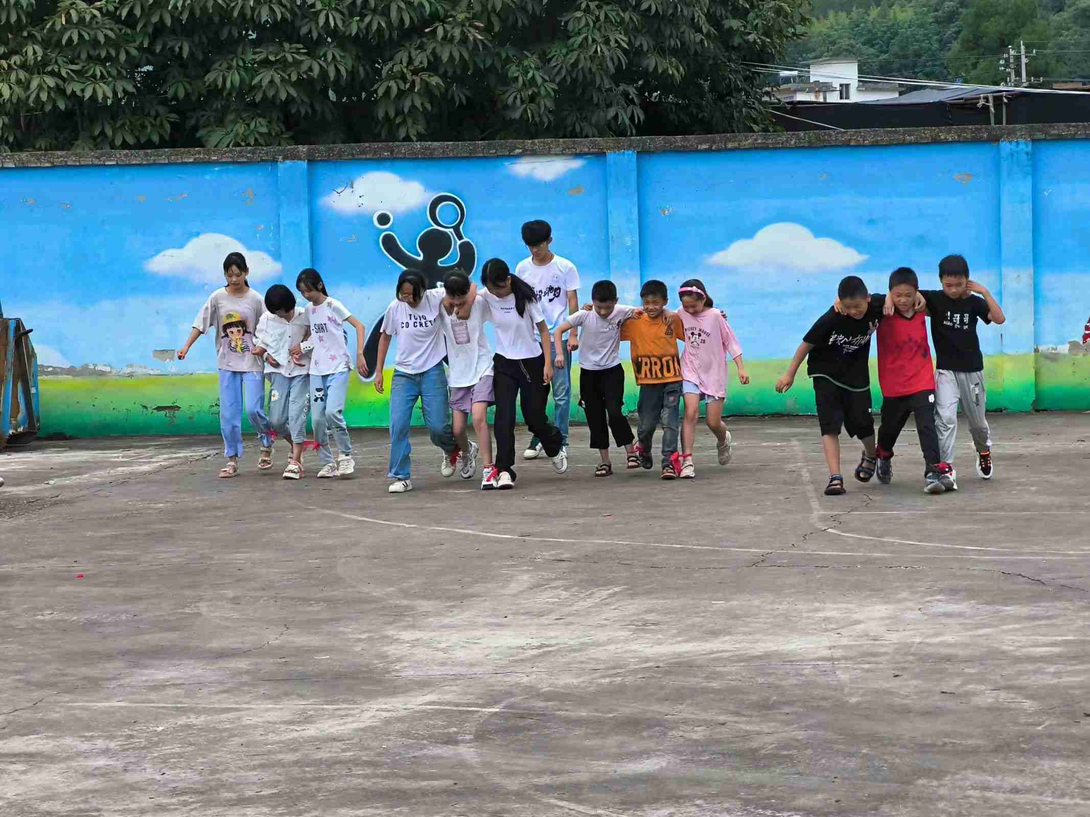 ��ʯ��ů��ԭ���ഺ�I֧�̡�����ԥ�ٳ��l��Ȥζ�\�ӕ�����M����