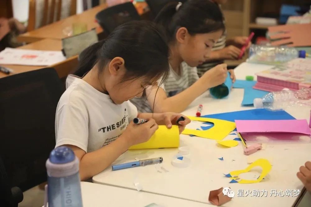 ���ǻ���������������(m��ng)�������ЌW(xu��)�F(tu��n)�(du��)�h(hu��n)���������}�ֹ��n