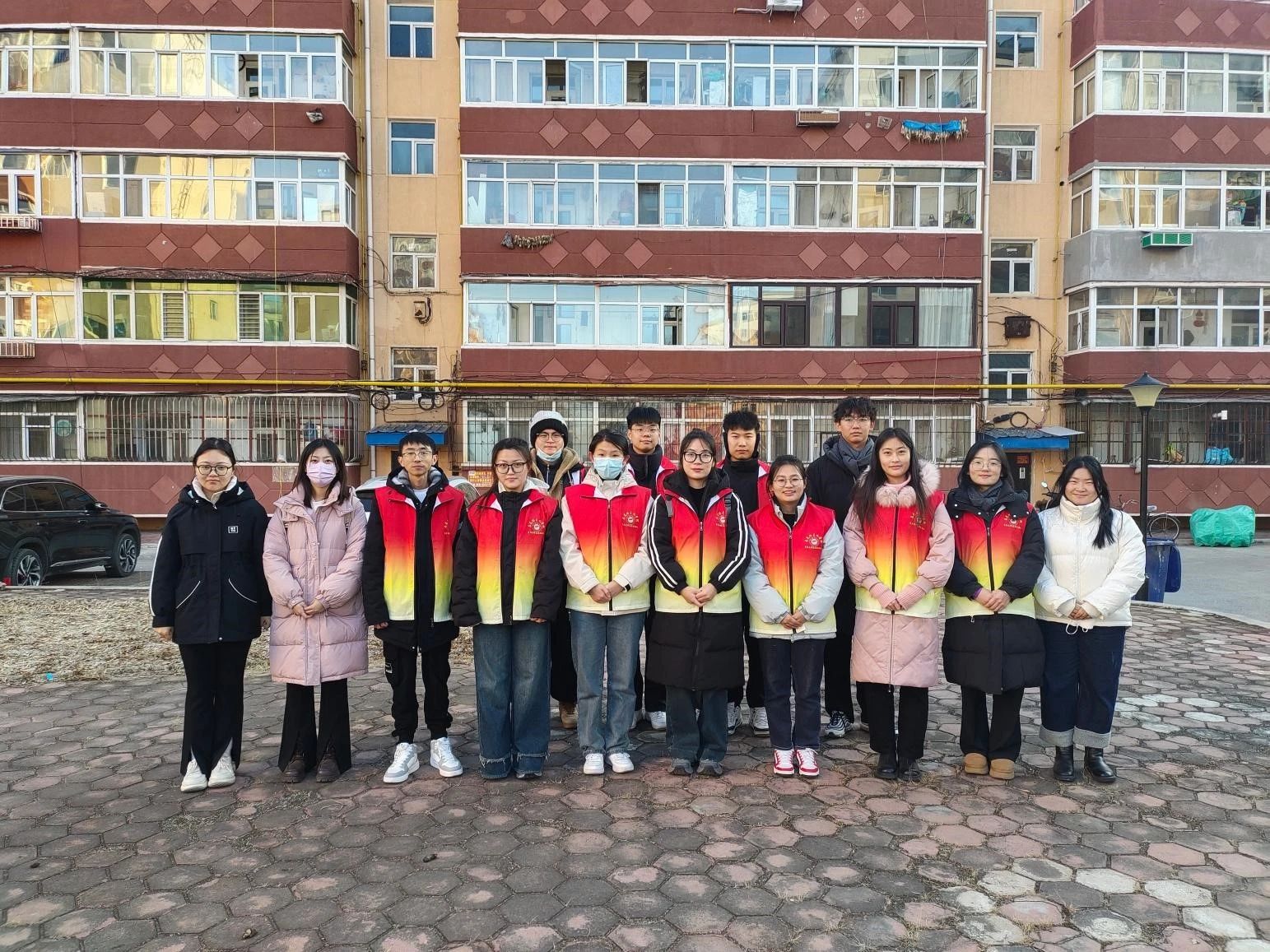 �R��˼���x�WԺ���R���h־Ը��������M̩����^�_չ���������ǡ�־Ը���ջ��