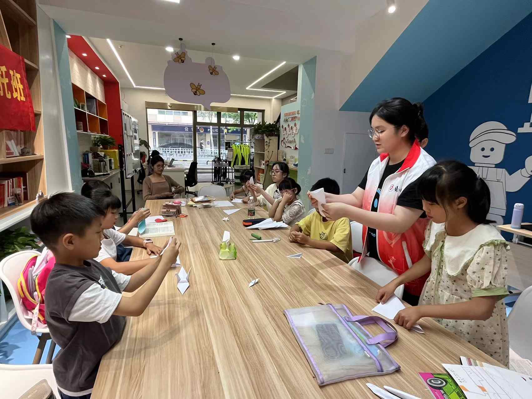 �l�fһ��Ҫ���{ɫ����ա����Ͼ���Ӌ��W������ͯ�������`С��ꠡ������L���ġ����ӛ