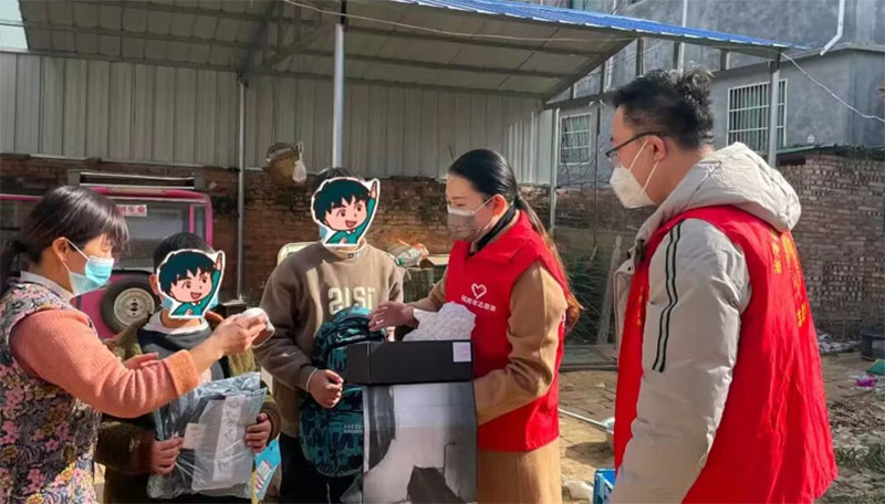 ����С�~������`���������؃�ͯ���L