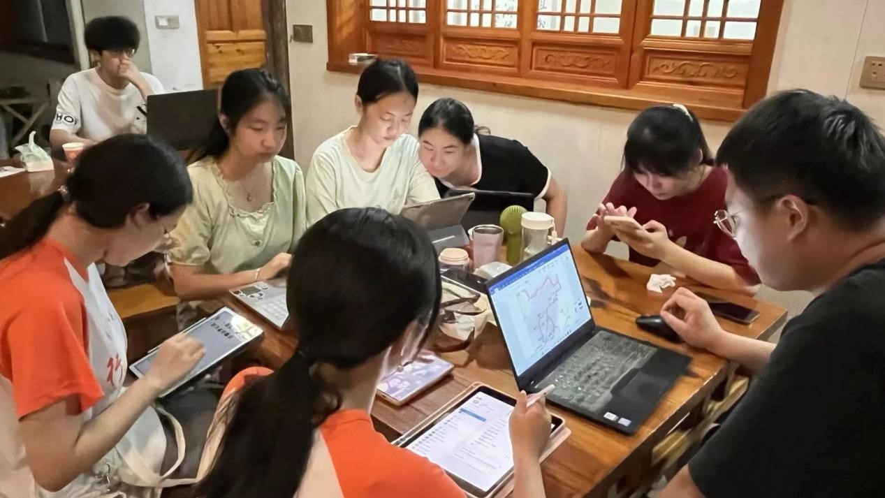 ����Ұ�Ļ���׷������