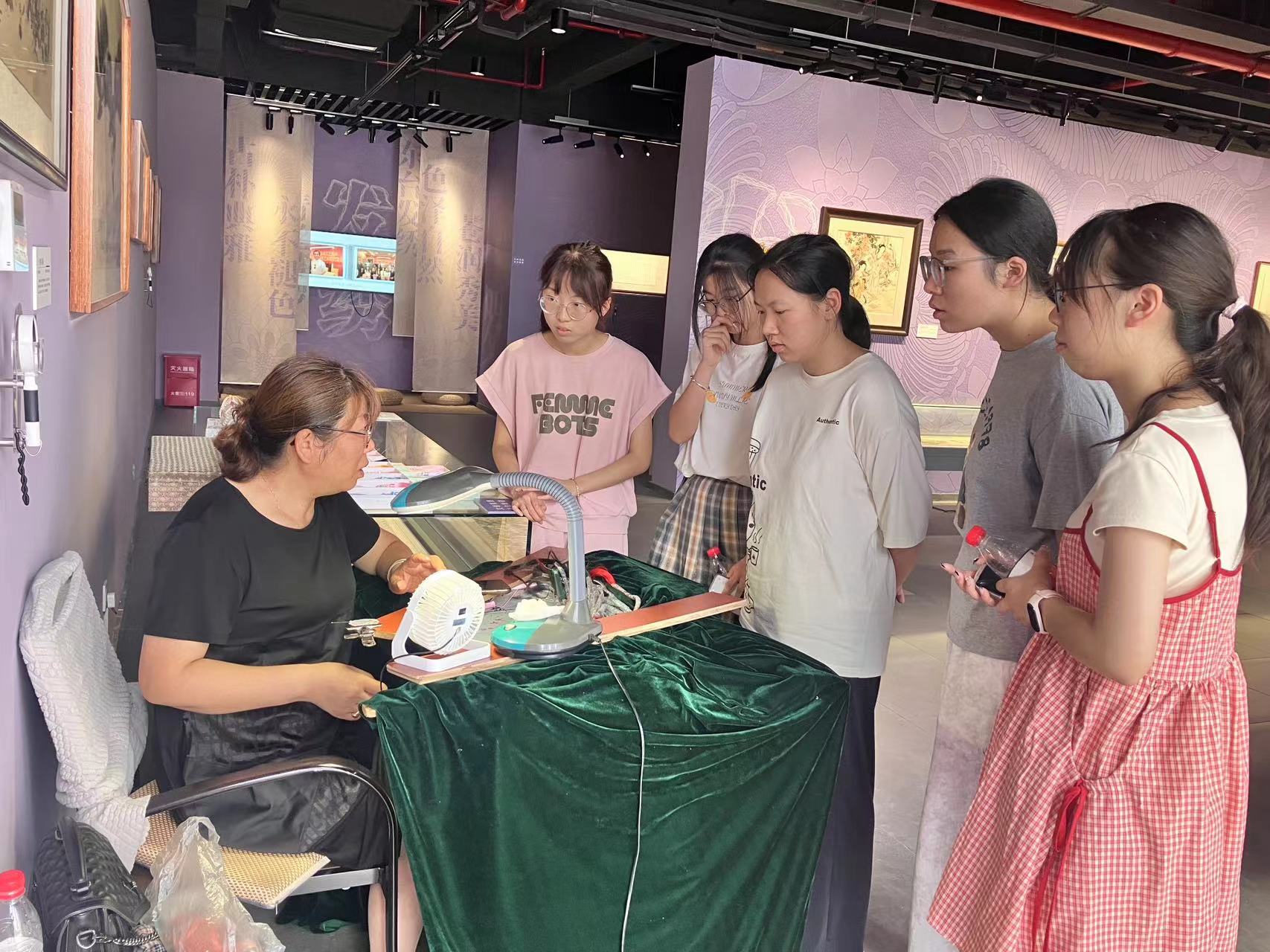 �Ļ������  ���z����x