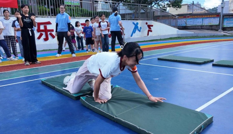 ������W�\��WԺ���t퍟��l�����`������r�����_չ�tɫ�Ļ������c�l�����d���`���